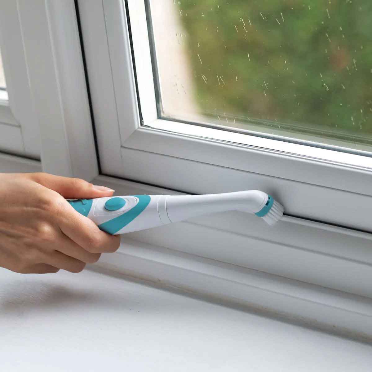 JML Scrub Buddi XS Electric Scrubber